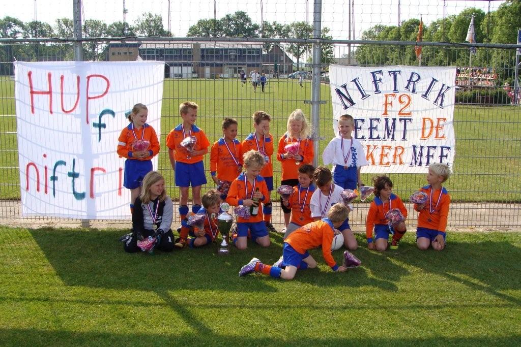 F2 kampioen 2010-2011