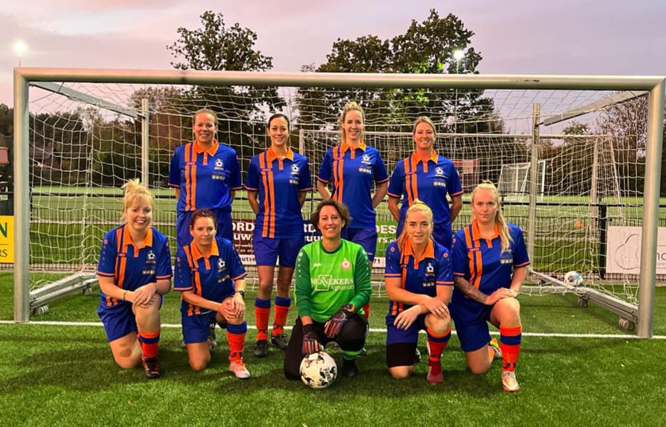 Van korfbal naar voetbal, het verhaal van de dames van VV Niftrik